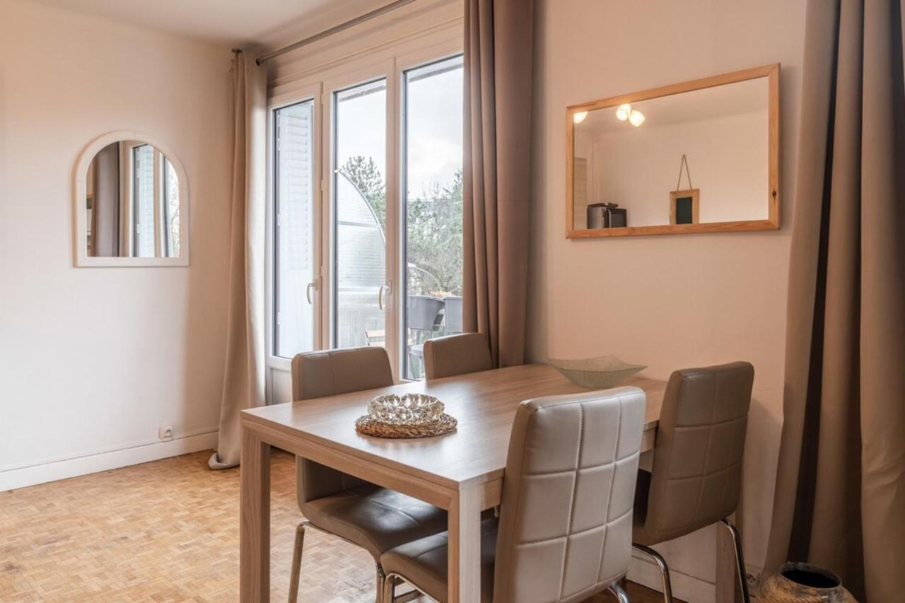 Апартаменты Petit Port Furnished Flat Анси Экстерьер фото